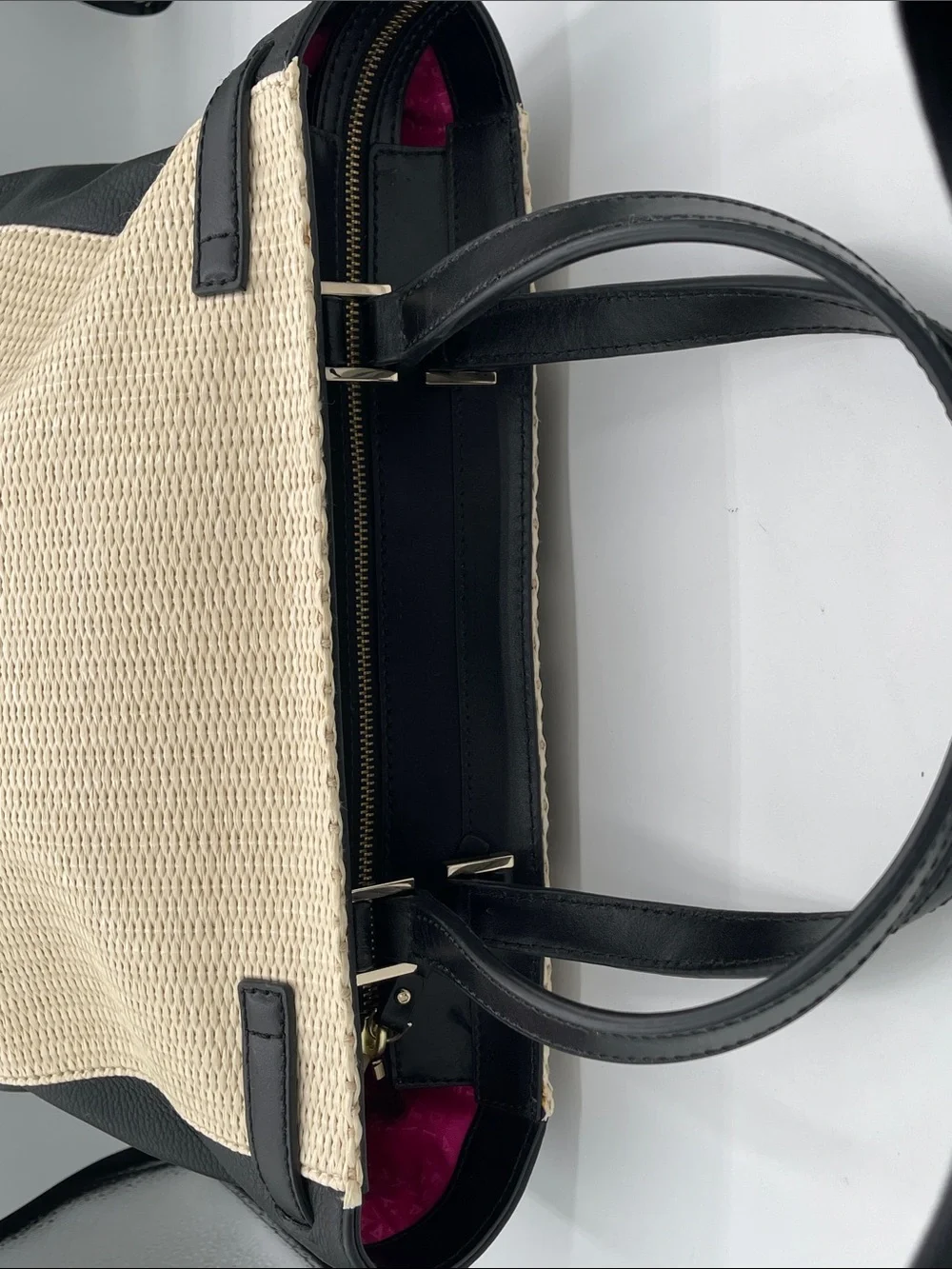 kate spade Natural Straw Houston Street Leo  Cream & Black Top-Handle Tote COA